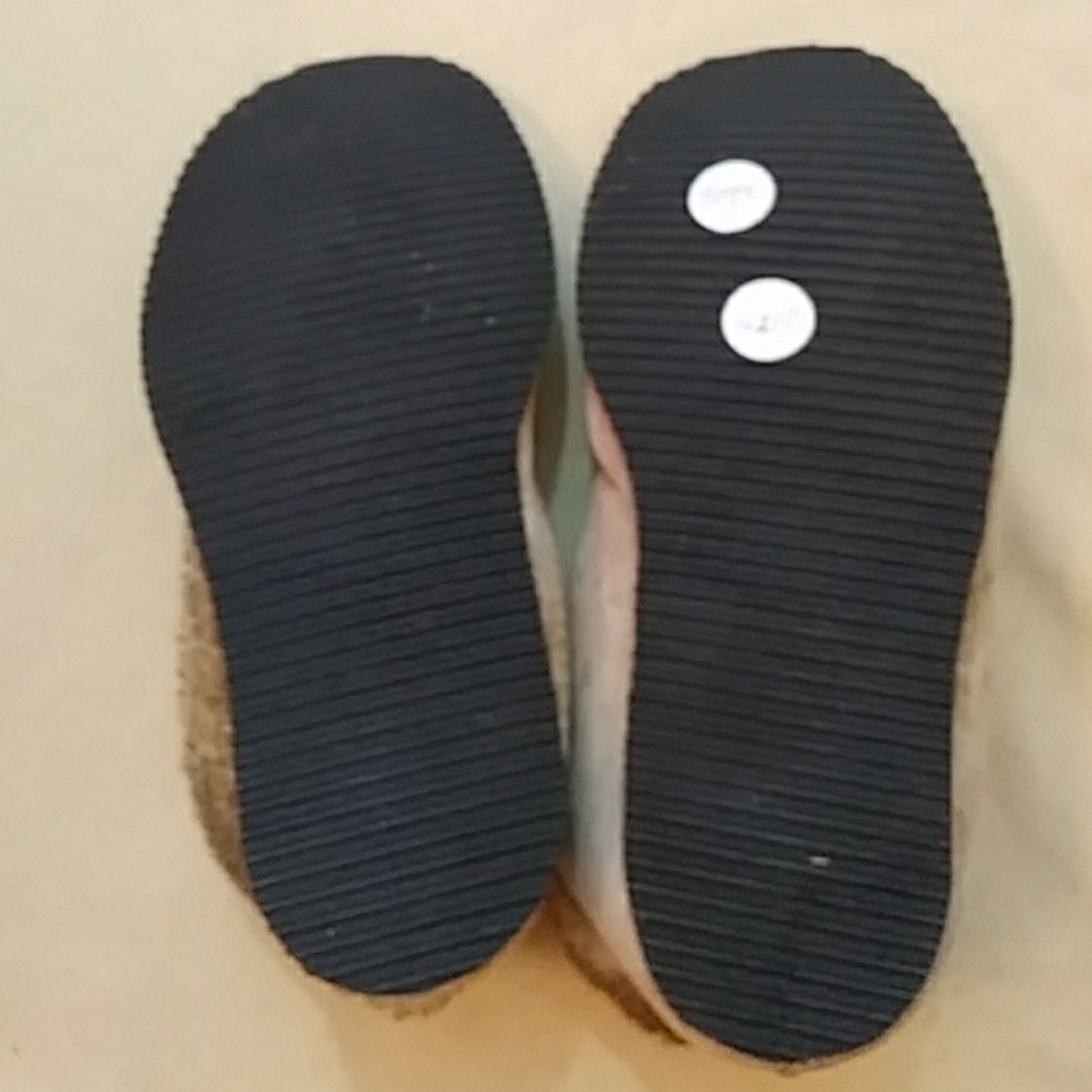 Tan suede slippers with fur lining-sz 10 - Picture 6 of 6